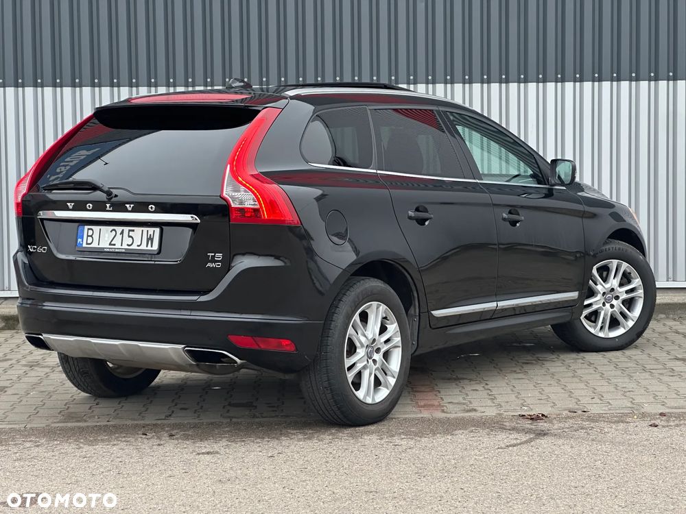 Volvo XC 60 T5 AWD Summum - 2