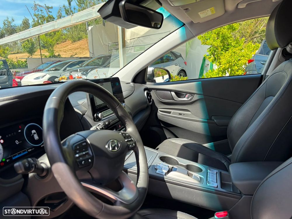 Hyundai Kauai 64 kWh Premium+LED - 11