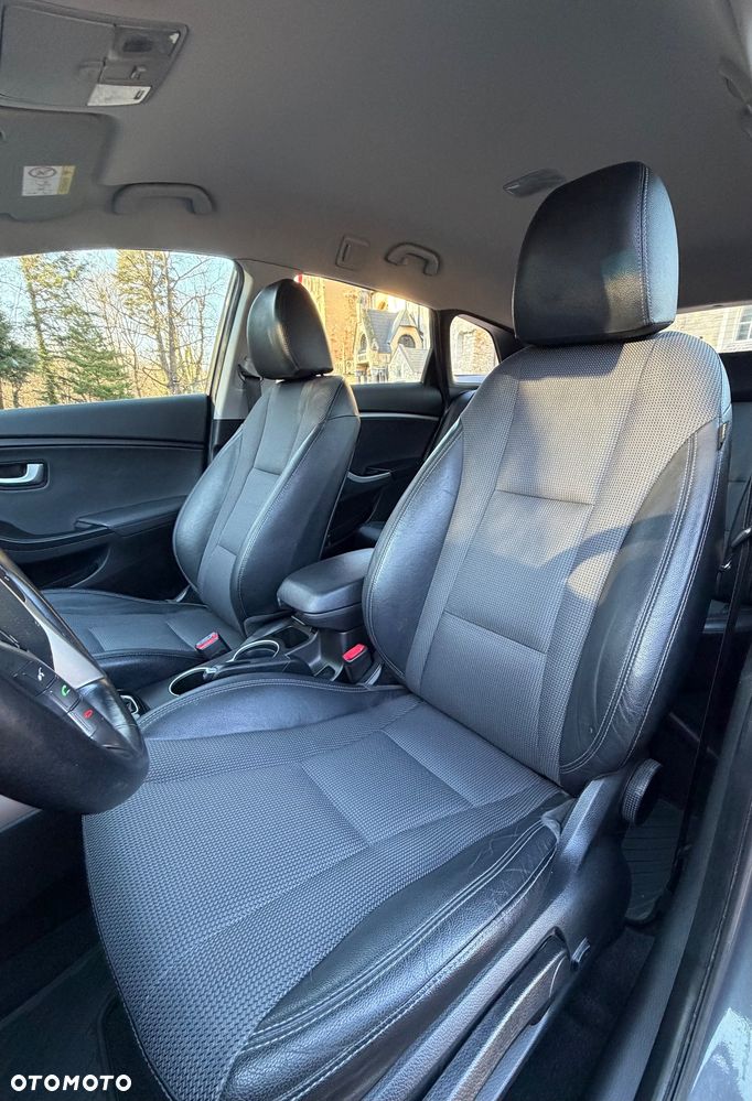 Hyundai i30 1.6 CRDI DCT Premium - 18