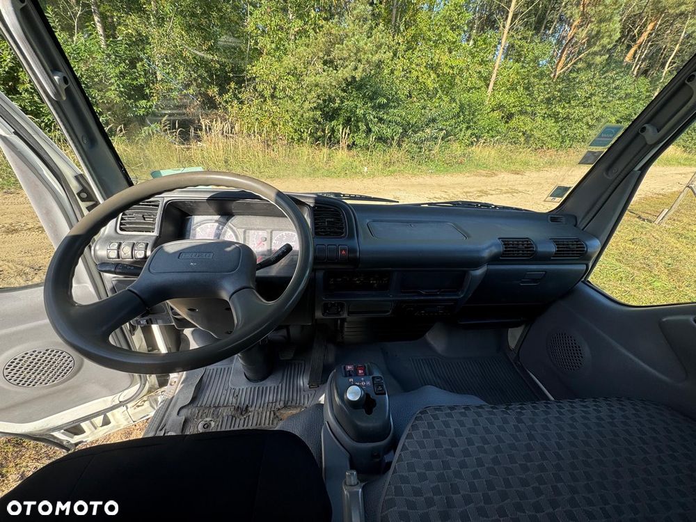 Isuzu Nkr - 18