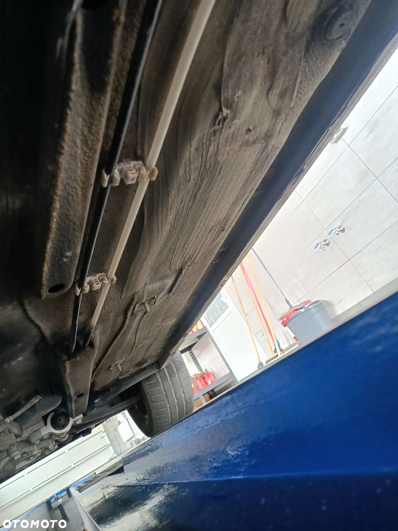 Volkswagen Caddy 2.0 EcoFuel Comfortline - 16