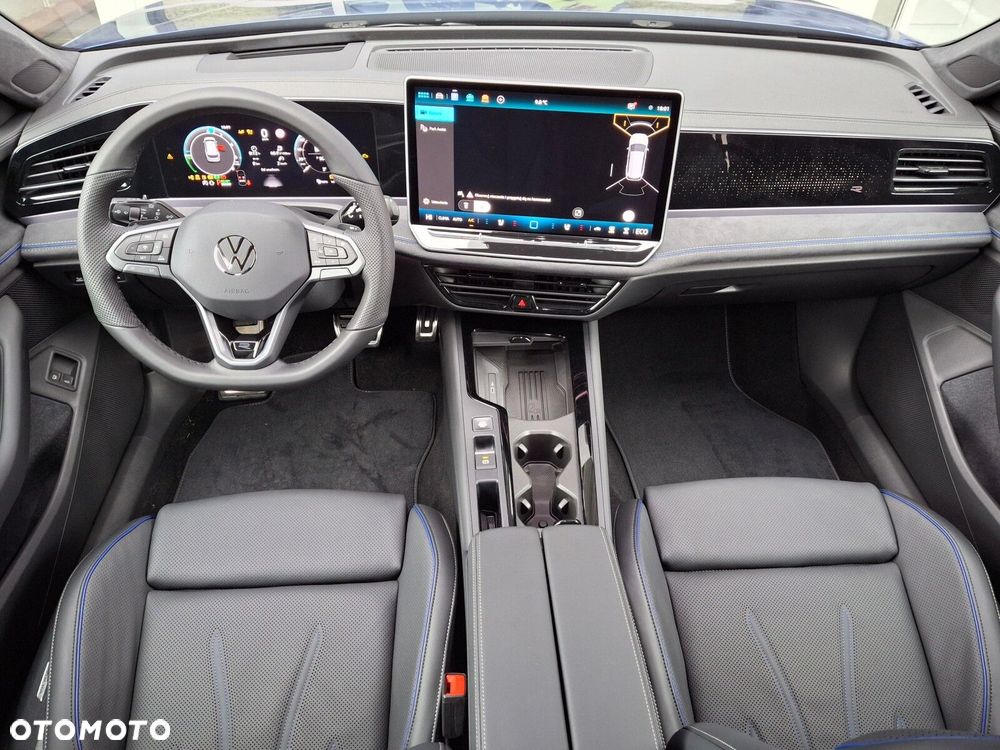 Volkswagen Passat - 22