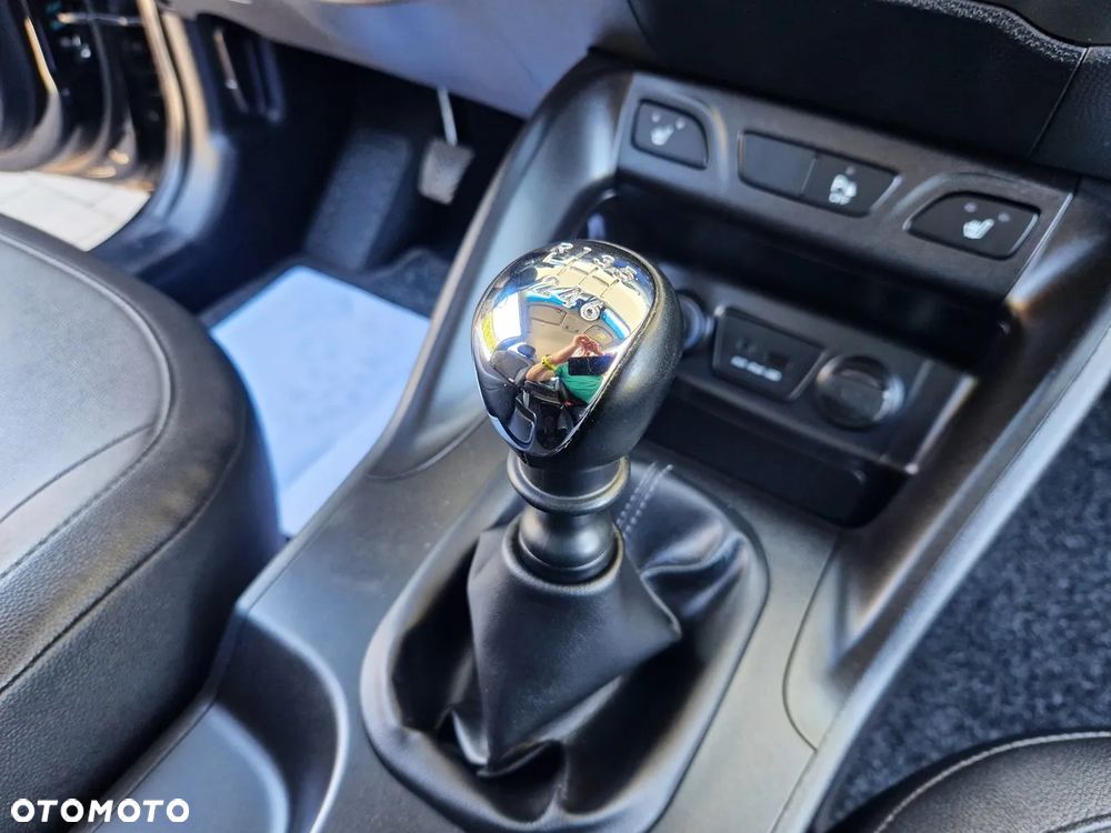 Hyundai ix35 2.0 GDI Premium 2WD - 35