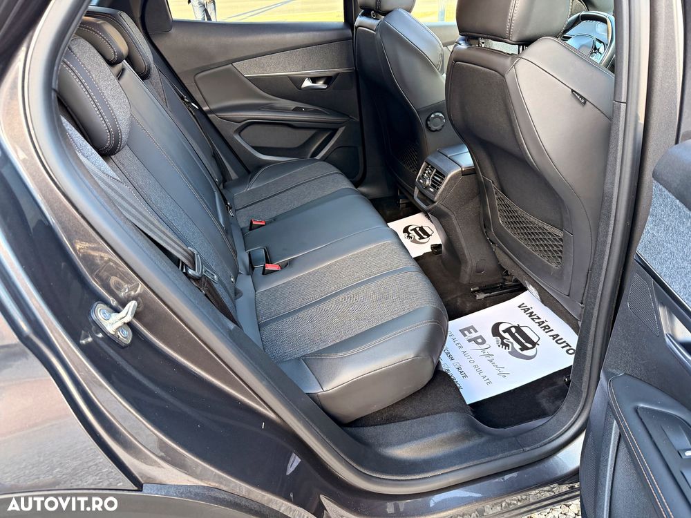 Peugeot 3008 PureTech 130 Stop & Start GPF Allure Pack - 19