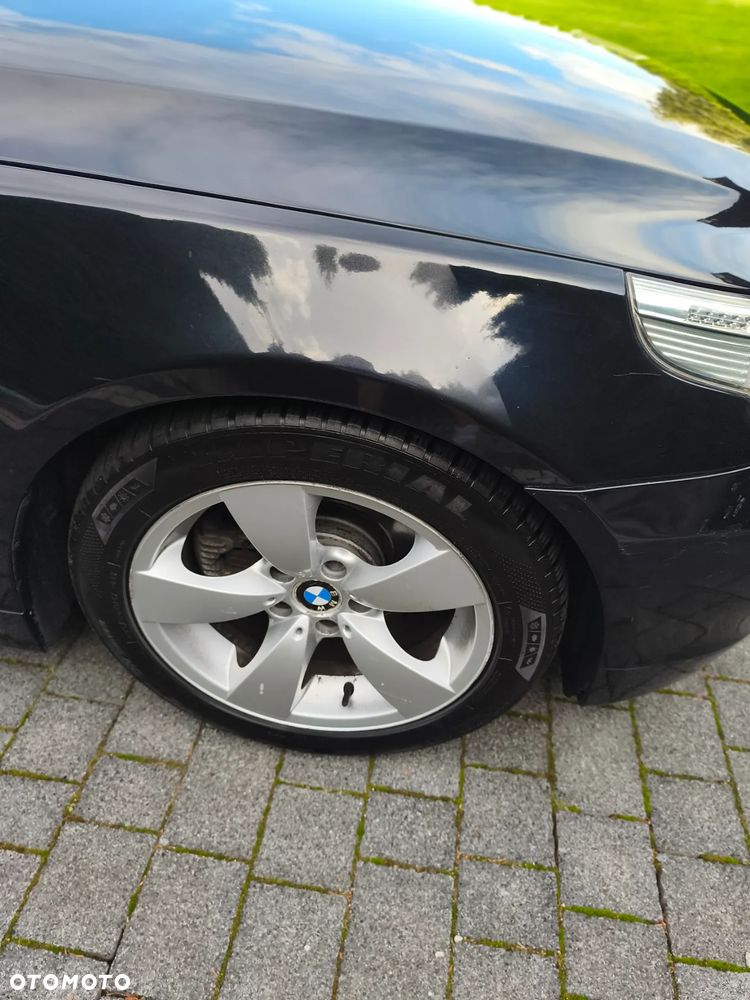 BMW Seria 5 525d Touring - 14