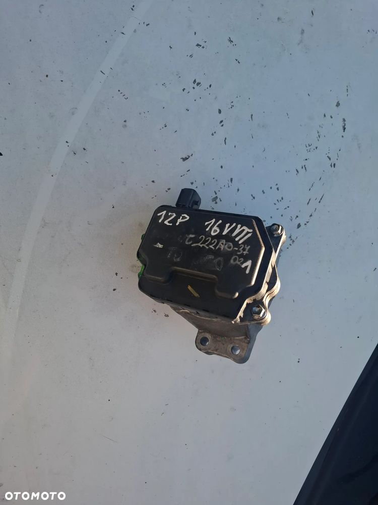 TOYOTA AURIS COROLLA 1,6 VVTI nastawnik faz rozrządu 222A0-37021