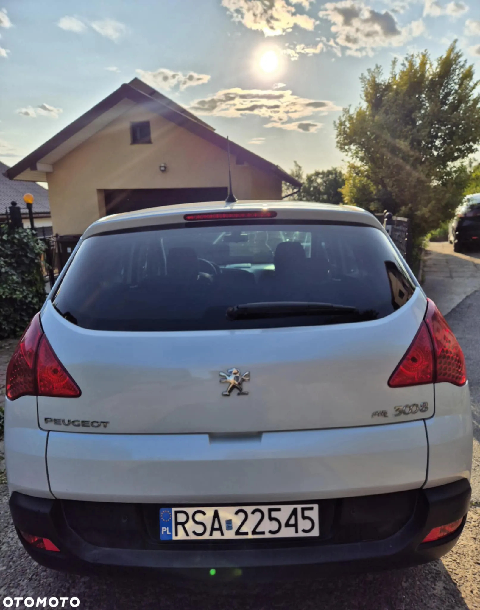 Peugeot 3008 1.6 HDi Premium - 4
