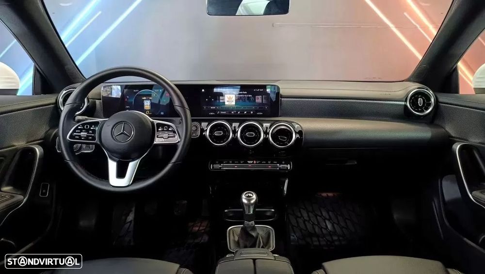 Mercedes-Benz CLA 180 - 6