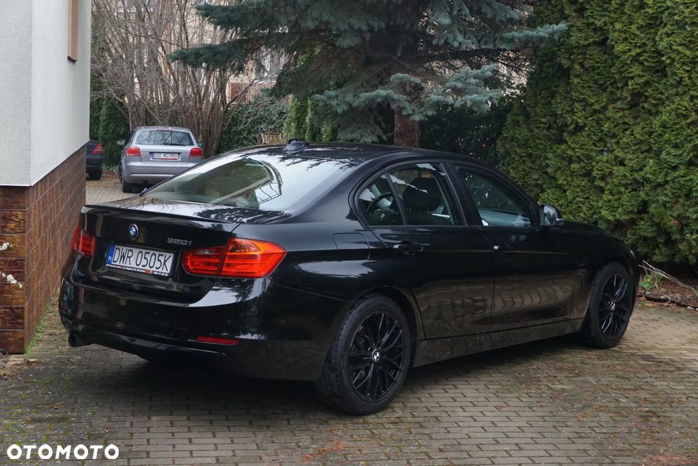 BMW Seria 3 - 2