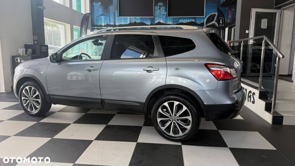 Nissan Qashqai+2 - 8