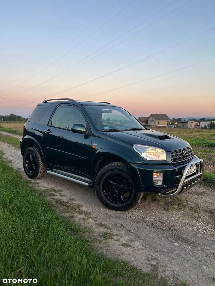 Toyota RAV4 2.0 D-4D 4x4 - 2