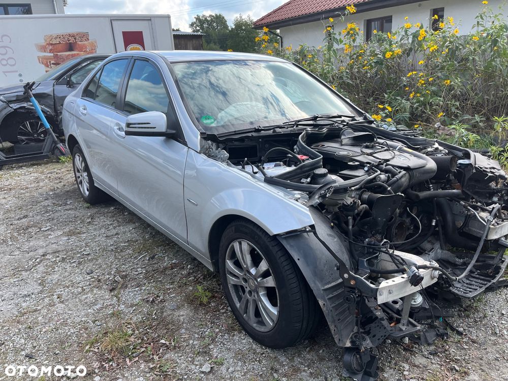 Mercedes-Benz Klasa C 180 BlueEFFICIENCY - 10