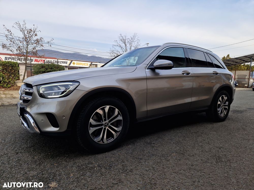 Mercedes-Benz GLC 220 d 4MATIC