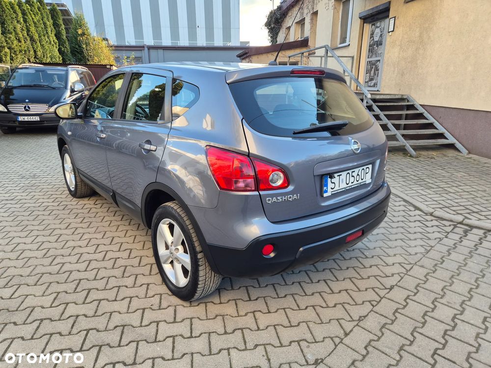 Nissan Qashqai 2.0 dCi 4 x 4 DPF acenta - 8