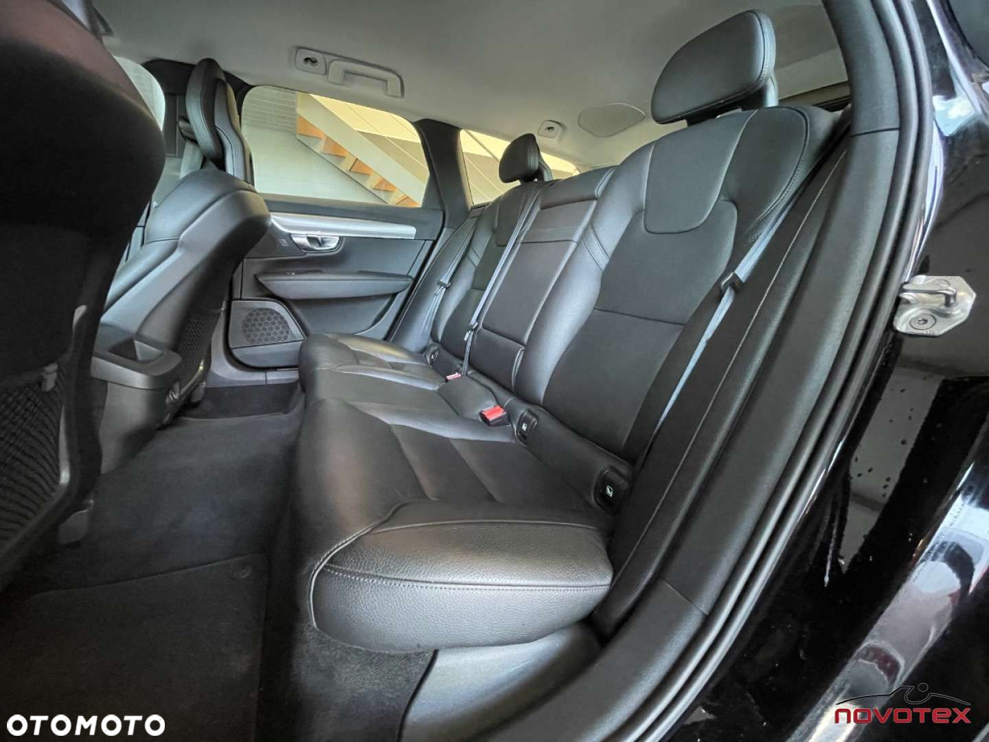 Volvo V90 D3 Momentum - 16