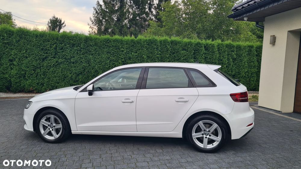 Audi A3 Sportback 30 TFSI - 13