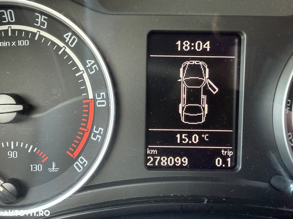 Skoda Octavia Combi 2.0 RS TDI - 17