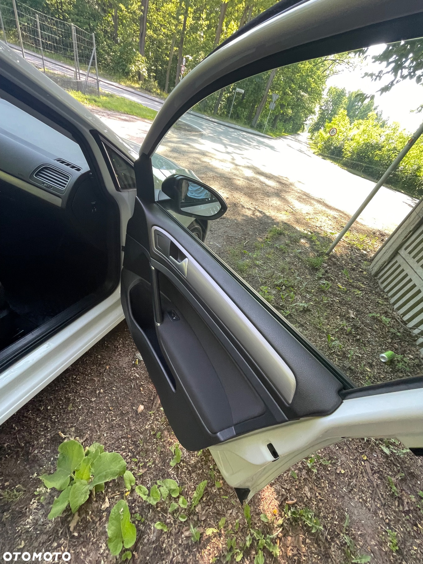 Volkswagen Golf 1.6 TDI BlueMotion Technology Comfortline - 33