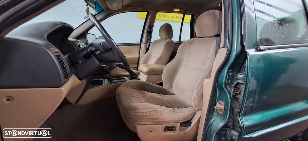Jeep Grand Cherokee 3.1 TD Laredo - 9