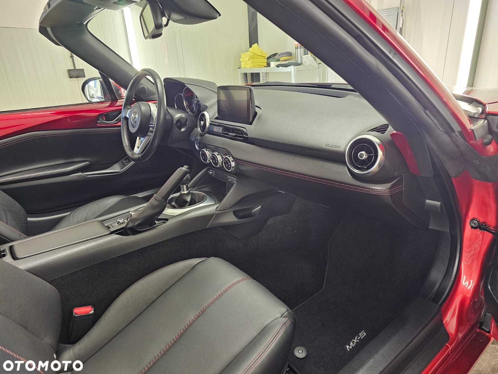 Mazda MX-5 SKYACTIV-G 131 Exclusive-Line - 6