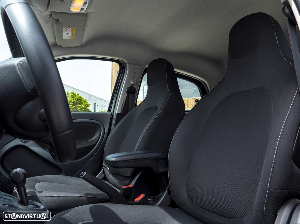 Smart ForFour EQ - 22
