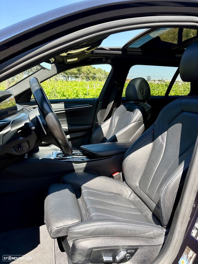 BMW 520 d Pack Desportivo M Auto - 9