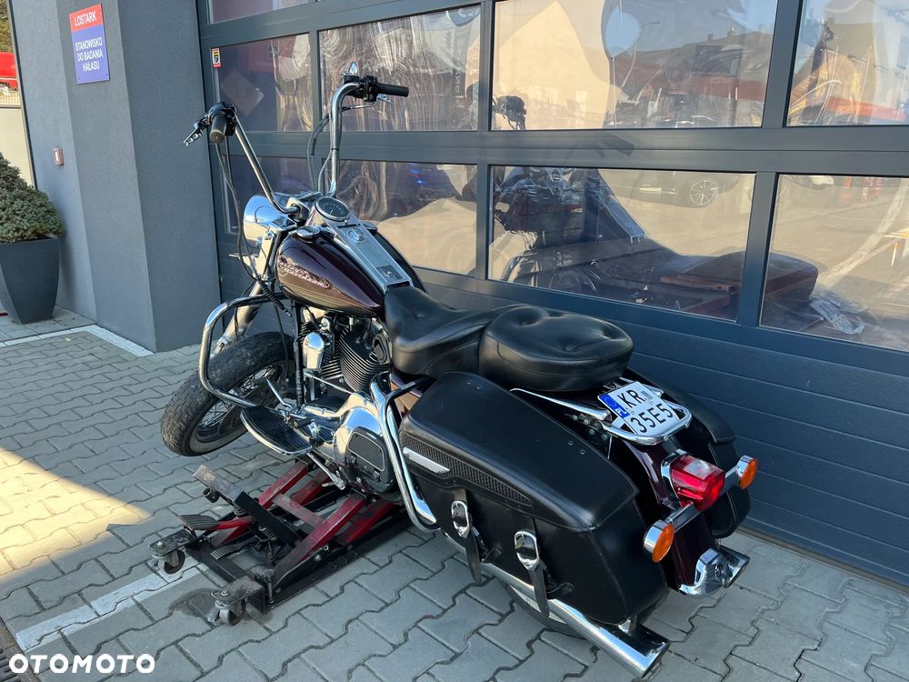 Harley-Davidson Touring Road King - 2