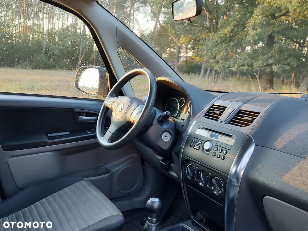 Suzuki SX4 1.5 Comfort - 3