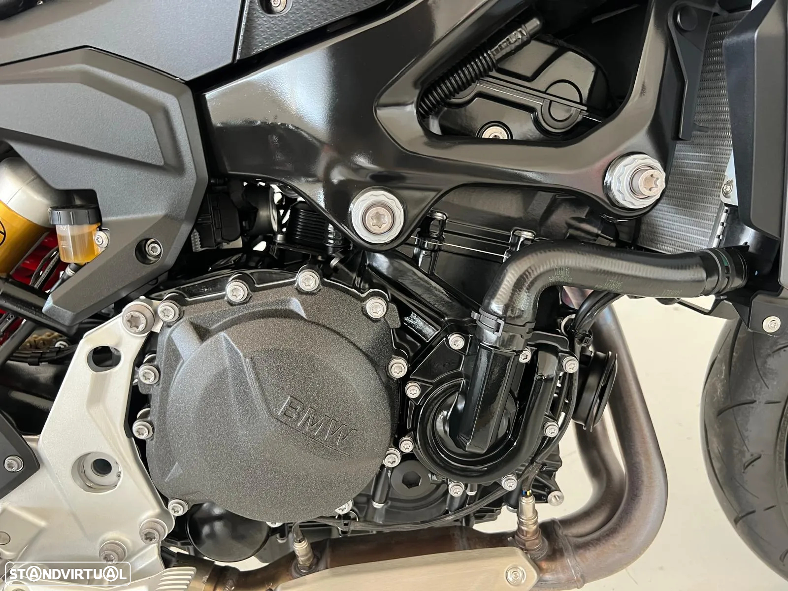 BMW F 900 R - 10