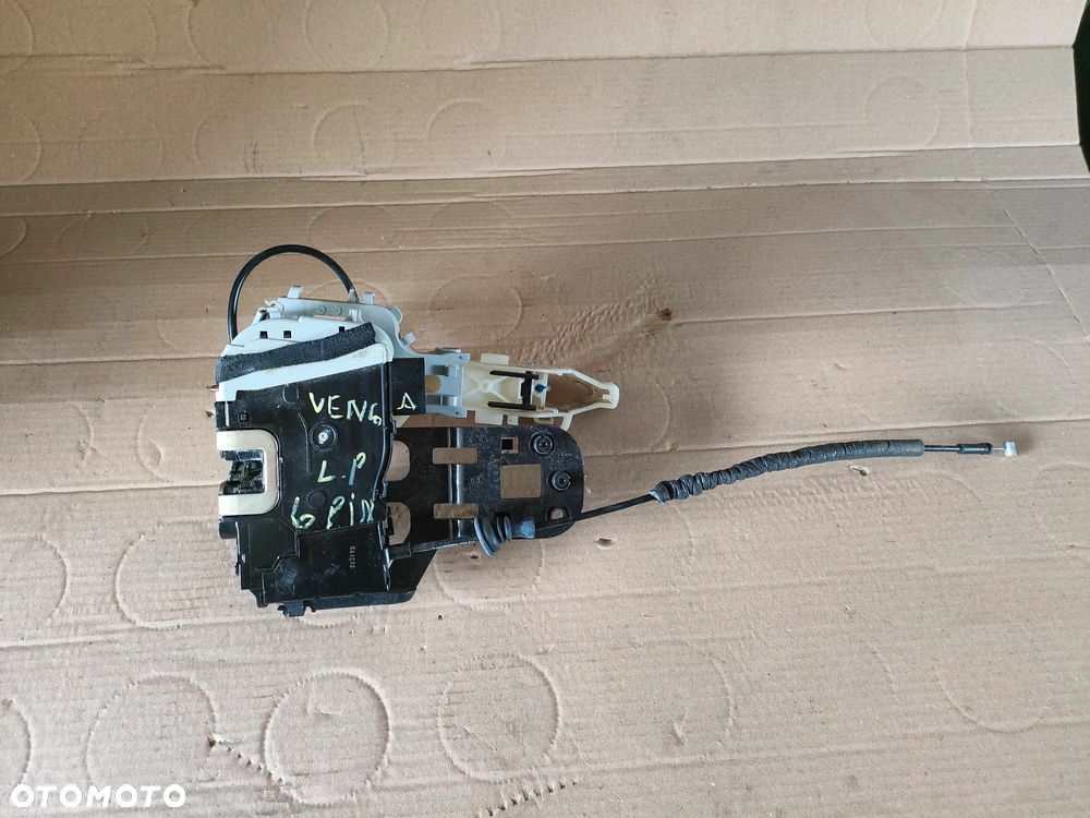 KIA VENGA 09- ZAMEK DRZWI LEWY PRZÓD 6-PIN - 2