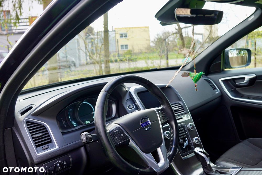Volvo XC 60 D4 Drive-E Momentum - 8