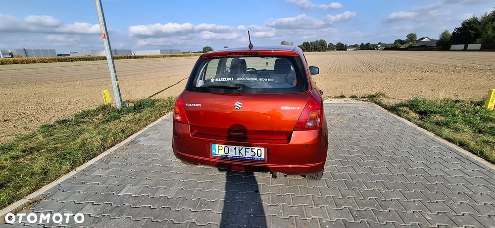 Suzuki Swift 2007 photo 5