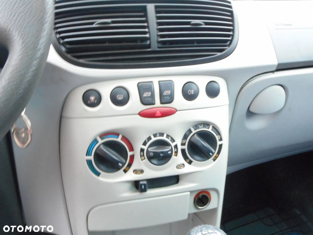 Fiat Punto 1.2 8V Fresh - 16