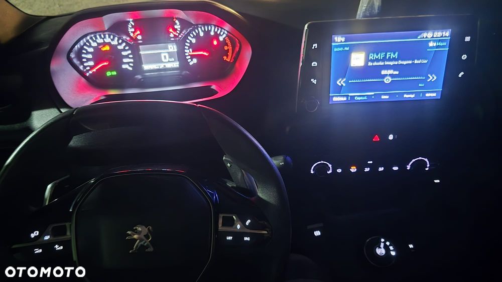 Peugeot PARTNER - 18
