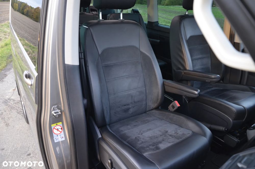 Volkswagen Multivan - 25