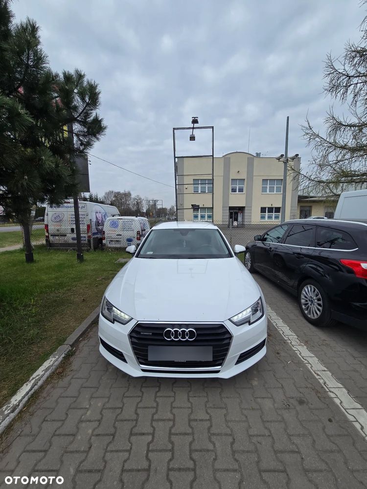 Audi A4 Avant 2.0 TDI Quattro S tronic - 2