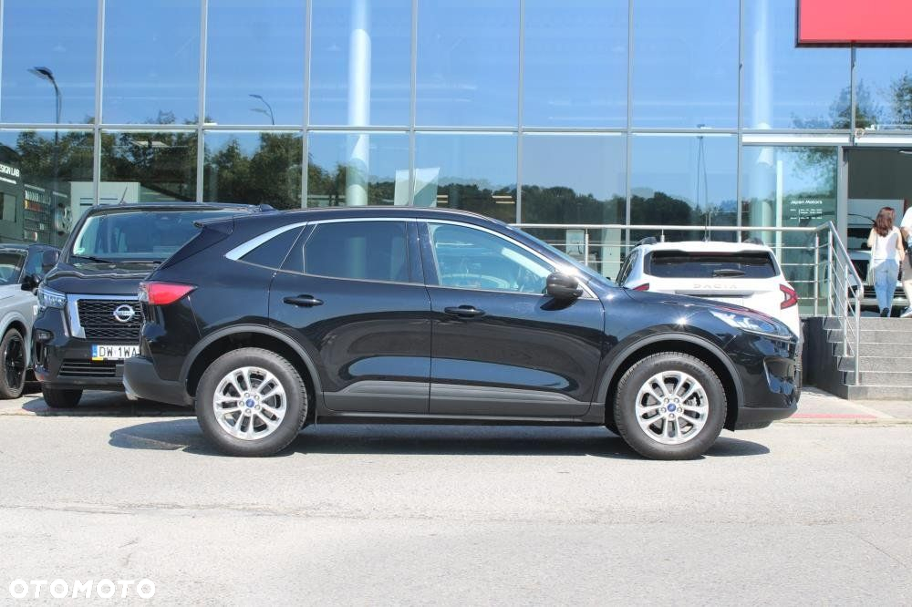 Ford Kuga - 4