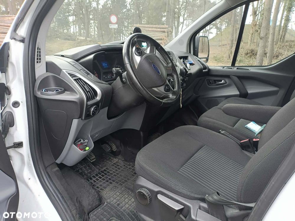 Ford TRANSIT CUSTOM - 6
