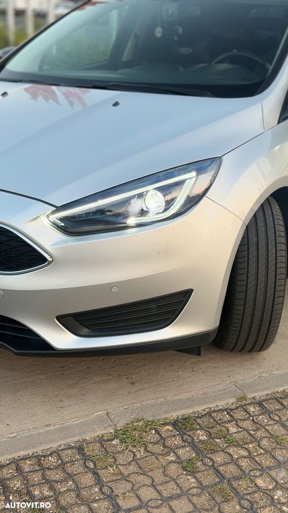 Ford Focus 1.0 EcoBoost Trend Edition - 12