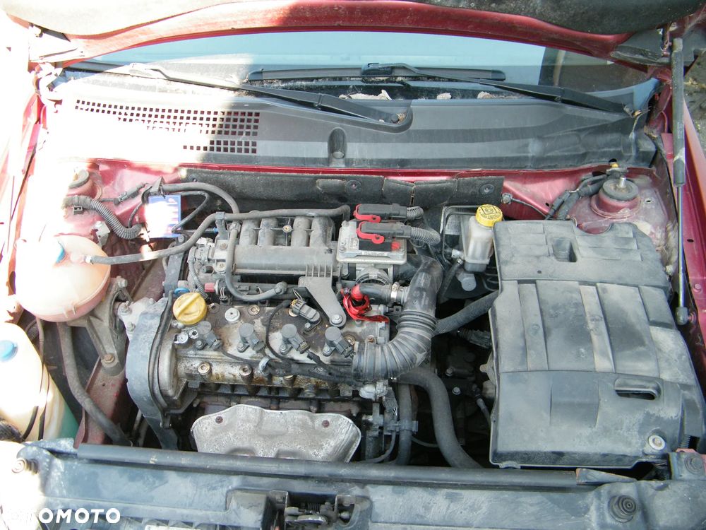 Fiat Stilo ABARTH (01-06r.) 1.4B 95KM.Silnik 843A1000 Skrzynia. Cały na części GWARANCJA !!!!  Przód Tył Zestaw Komplet Drzwi Klapa Zderzak Błotnik Maska Grill Atrapa Szyba Pas Lampa Lusterko Boczki Fotel Kanapa Kokpit Deska Rozdzielcza Przełącznik Włącznik Sterownik Przewody Wiązka Instalacja Moduł Komputer Czujnik Listwa Pompa Alternator Wtryski Głowica Rozrusznik Kompresor Sprzęgło Dwumas Silnik Skrzynia ABS Klimatyzacji Paliwa Wspomagania Kolektor Turbina Przepustnica Zawór Chłodnica Koło Hak Belka Sanki Zawieszenie Mcpherson Półoś Amortyzator Wydech Tłumik Zacisk Most - 8