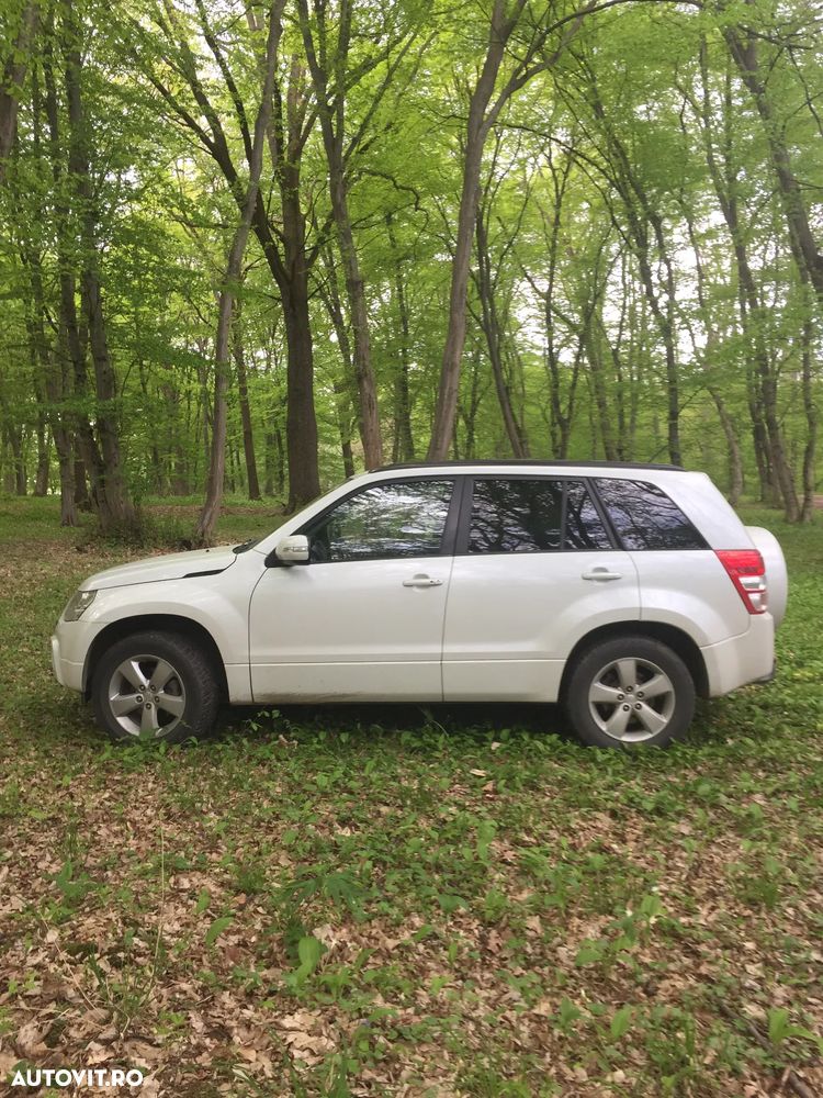 Suzuki Grand Vitara 1.9 DDiS Comfort + DPF - 1