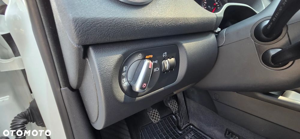 Audi A3 Sportback 1.6 TDI DPF S line Sportpaket - 35