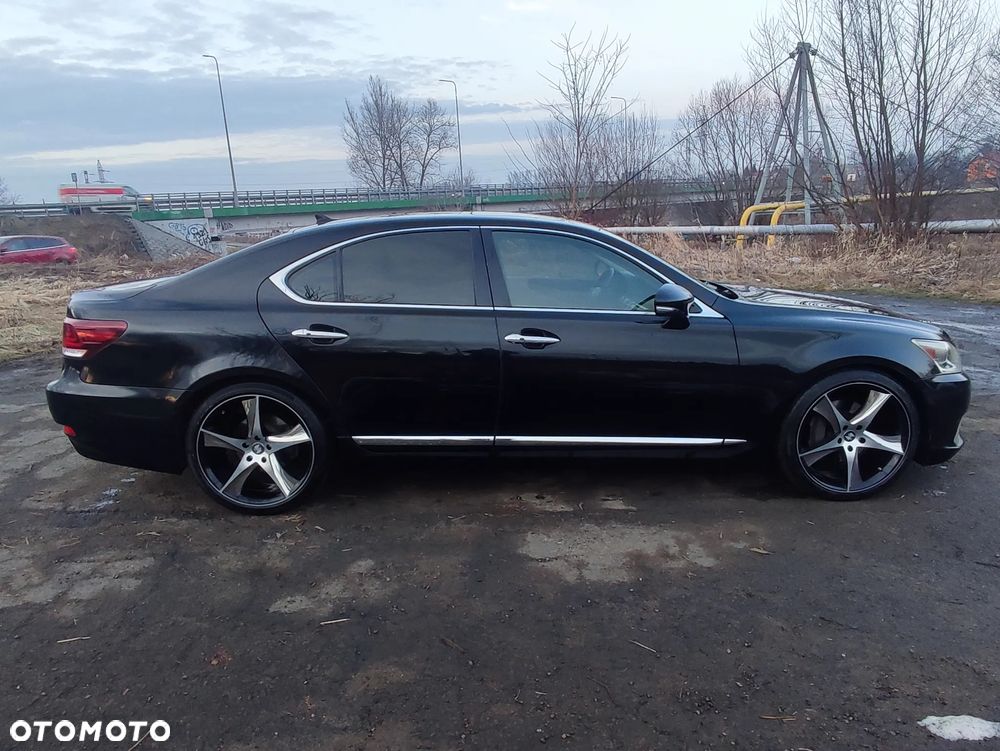 Lexus LS 460 - 5