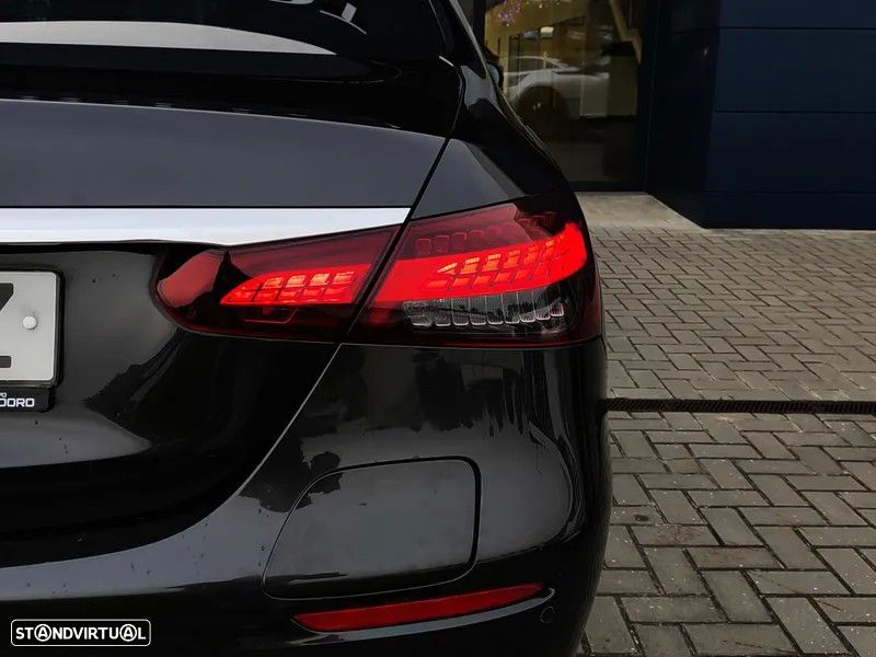 Mercedes-Benz E 300 de AMG Line - 4