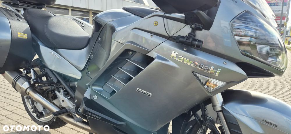 Kawasaki GTR - 8