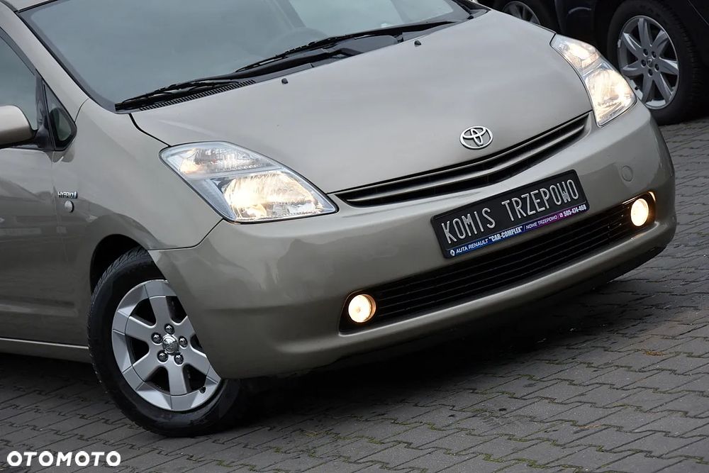 Toyota Prius 1.5 VVT-i Prestige - 3