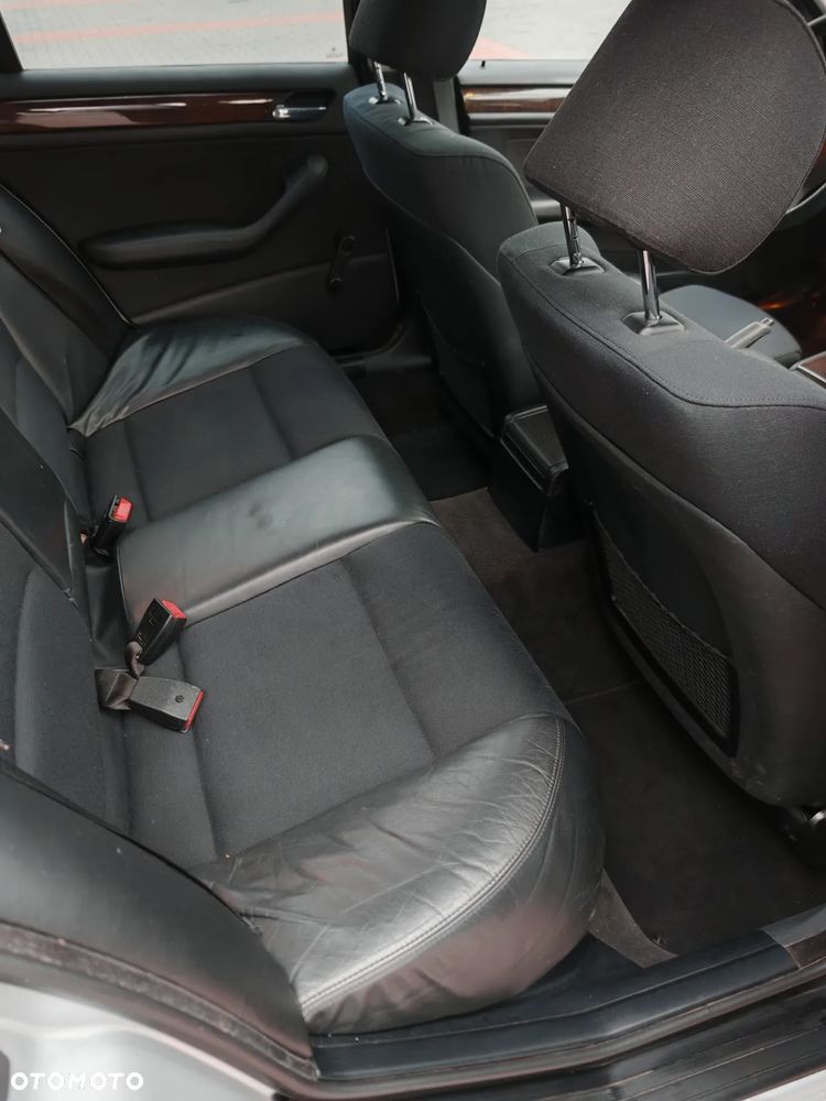 BMW Seria 3 - 25