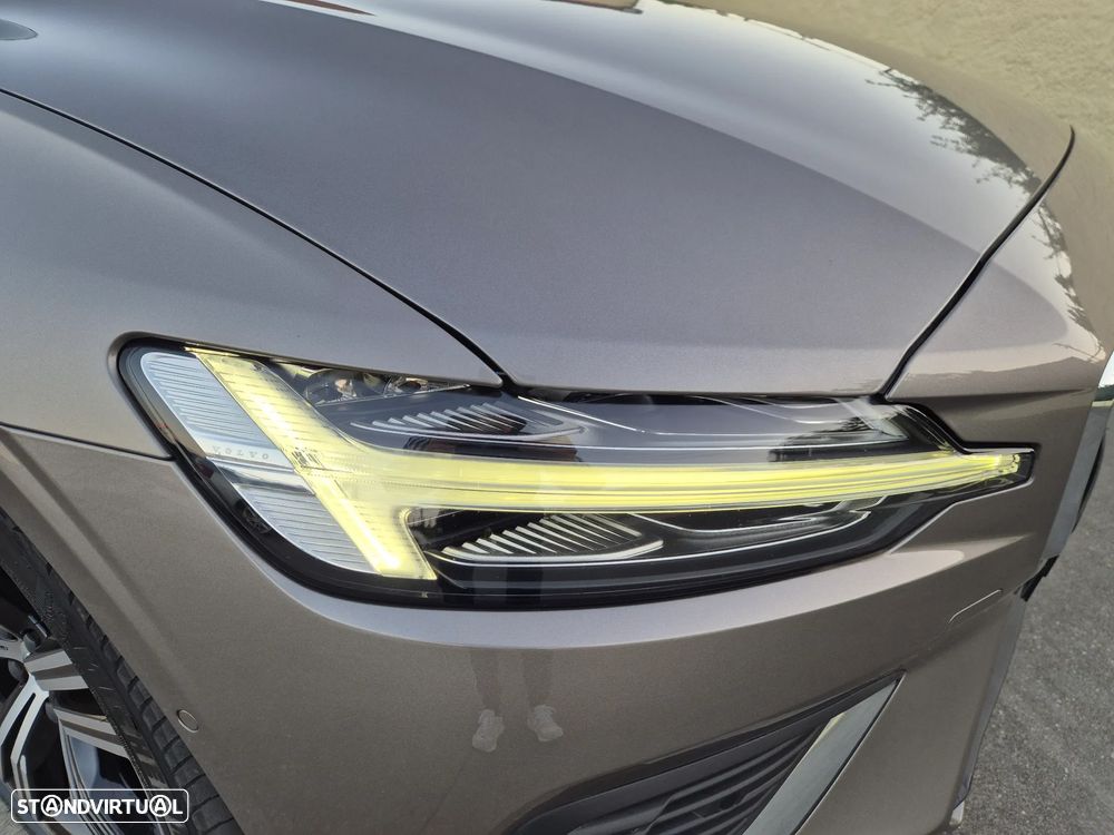 Volvo V60 2.0 T8 AWD TE Inscription - 12