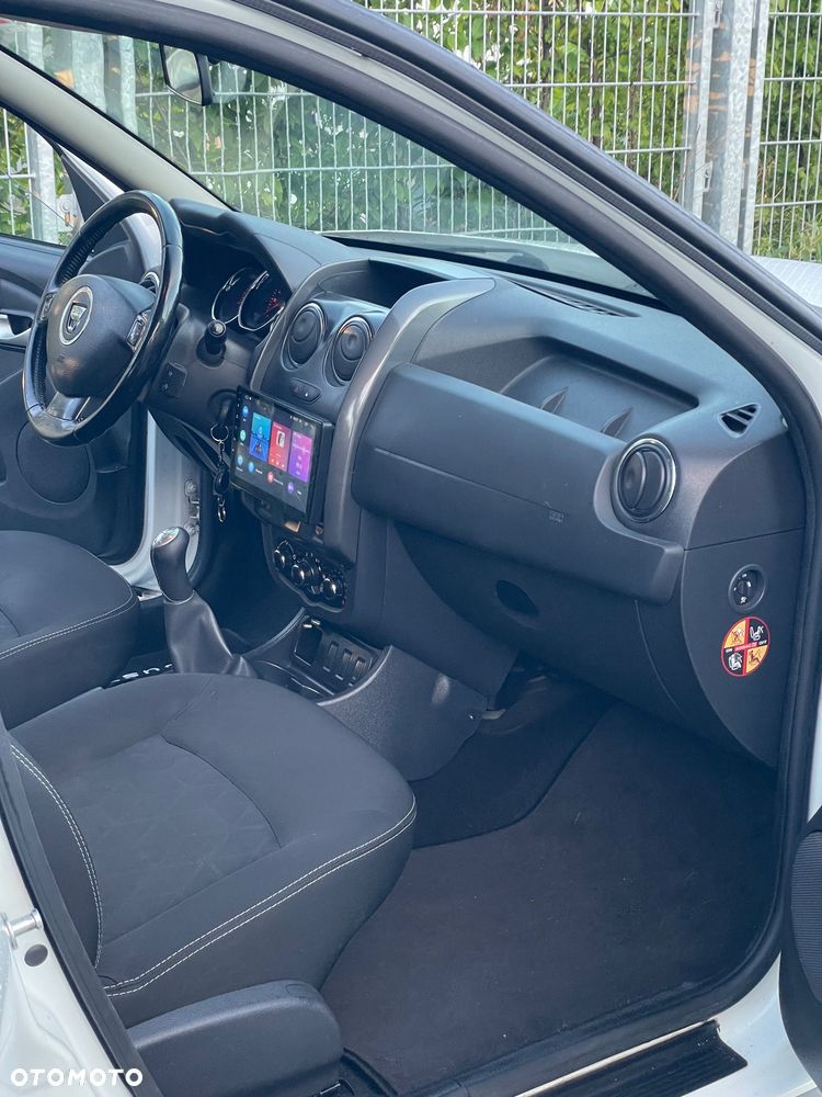 Dacia Duster 1.6 Ambiance Eco - 26