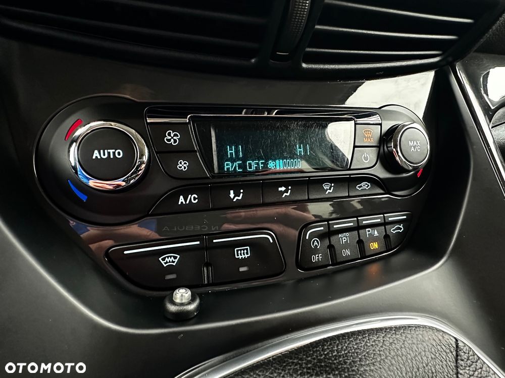 Ford Kuga 2.0 TDCi 4x4 Individual - 25